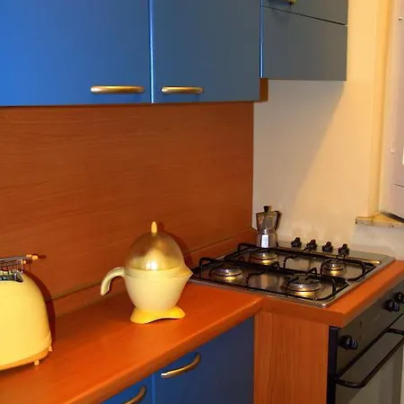 Bed & Breakfast Lavikarooms 2*